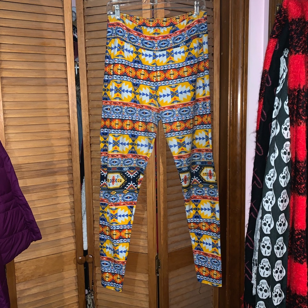 Aztec LuLaRoe Leggings.